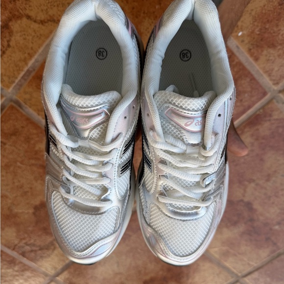 ASICS White Sneakers with Pink Accents and Black Detailing - Picture 5 of 6